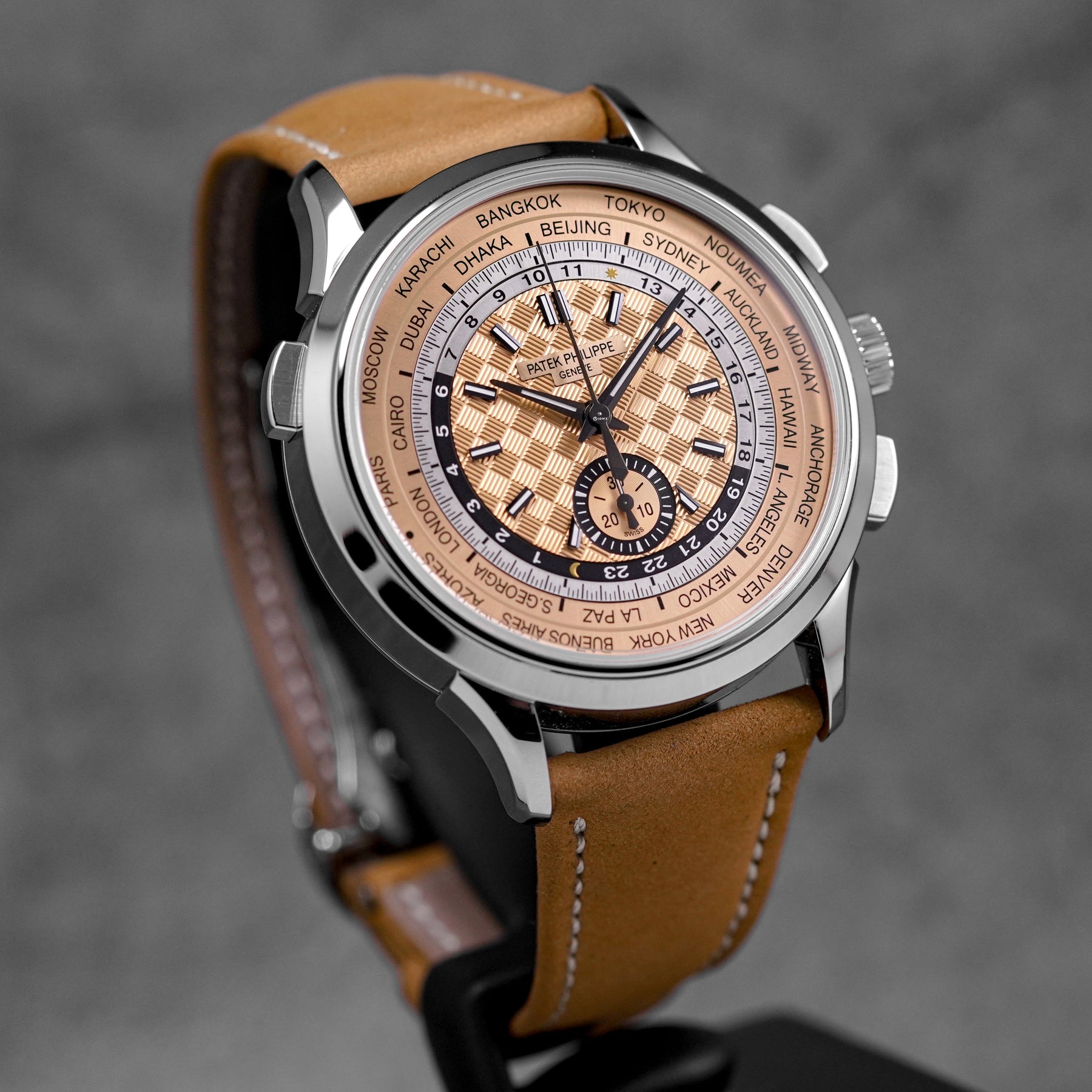 COMPLICATIONS 5935A WORLD TIME FLYBACK CHRONOGRAPH SALMON DIAL (2024)