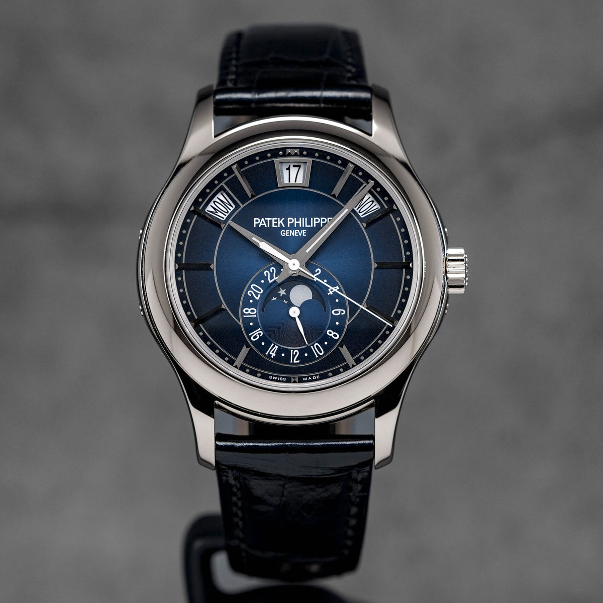Harga Patek Philippe 5205G