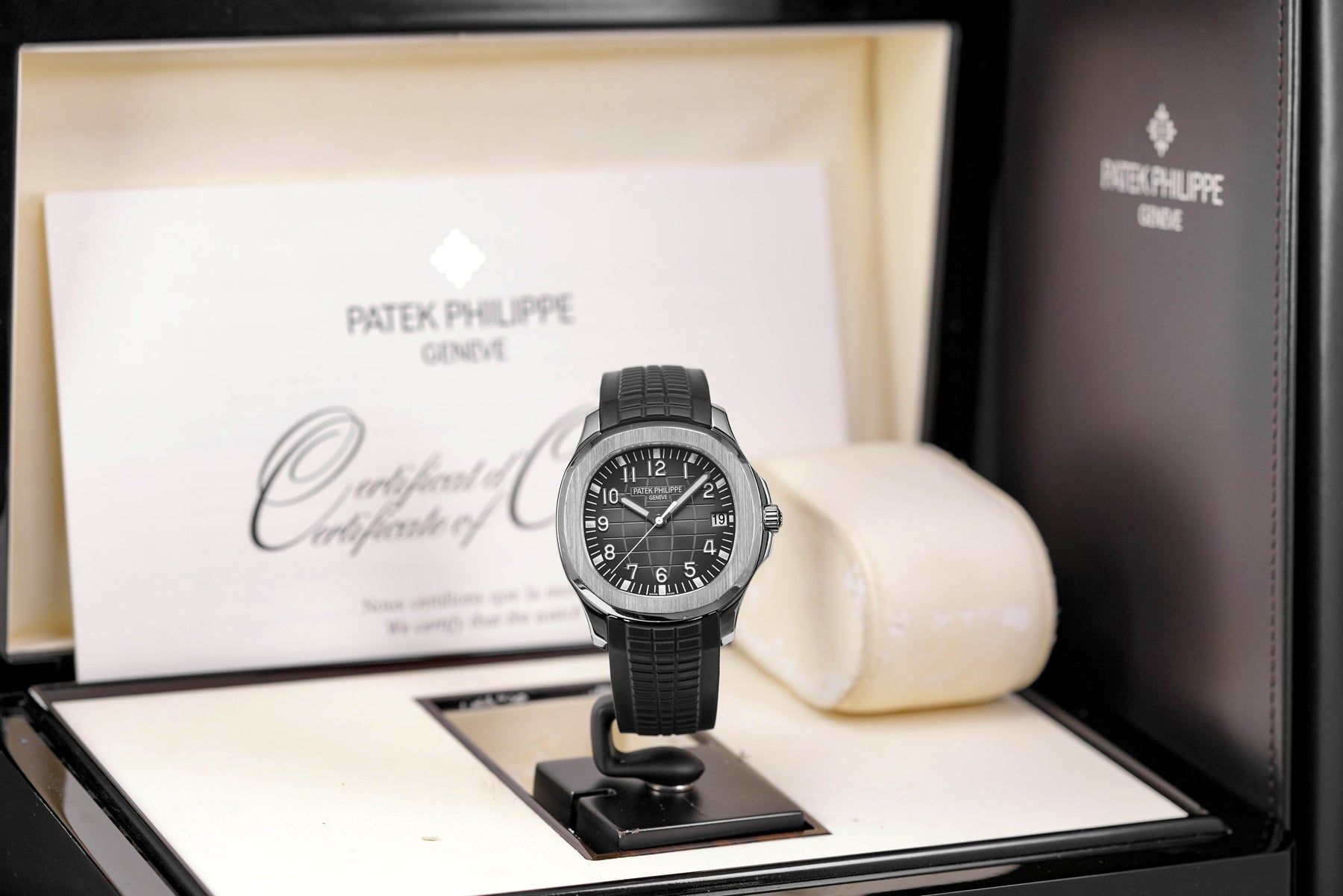 Harga Patek Philippe Aquanaut 5167A-001