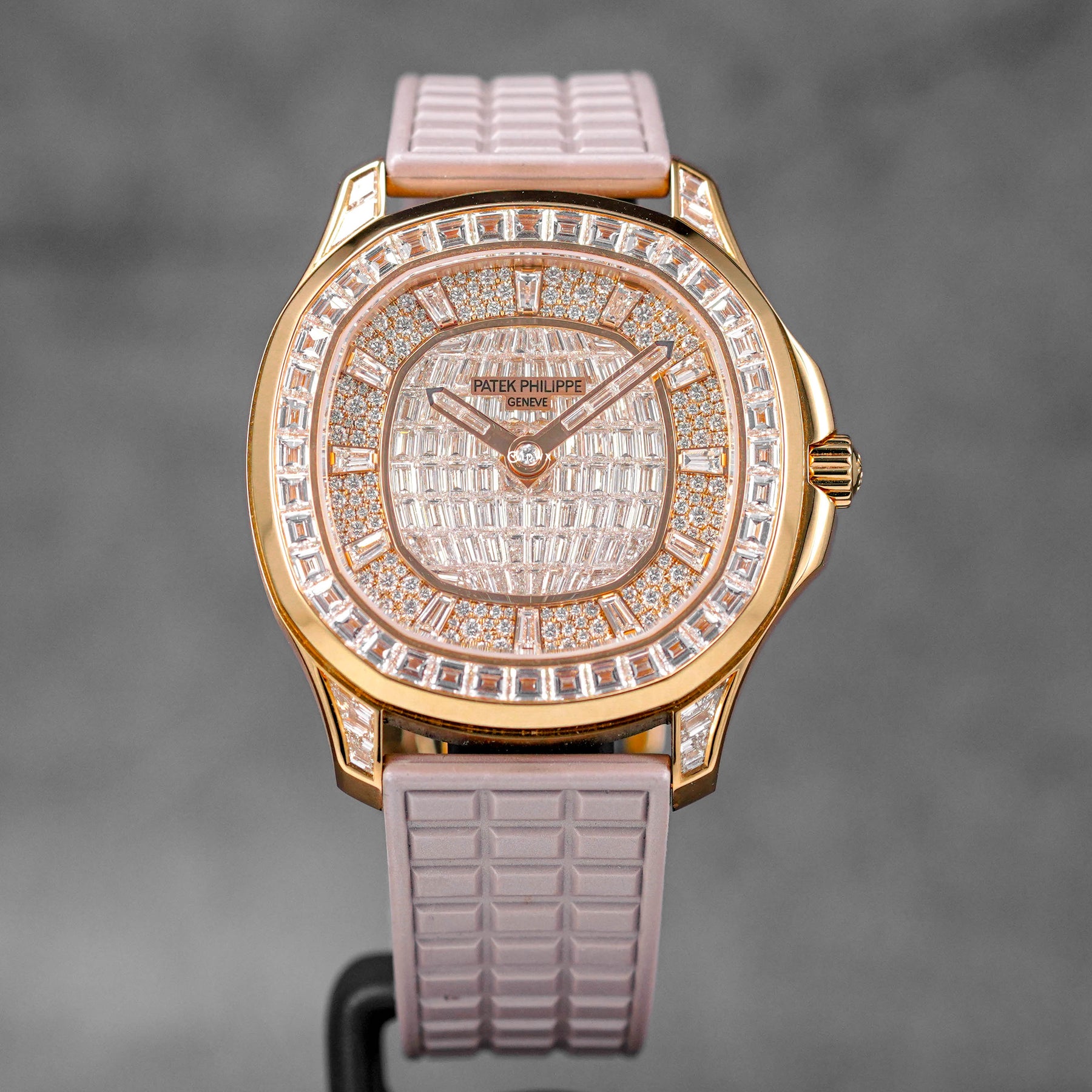 PATEK PHILIPPE AQUANAUT LUCE 5062 450R HAUTE JOAILLERIE ROSEGOLD DIAMOND PAVED 2024 OMNILUXE