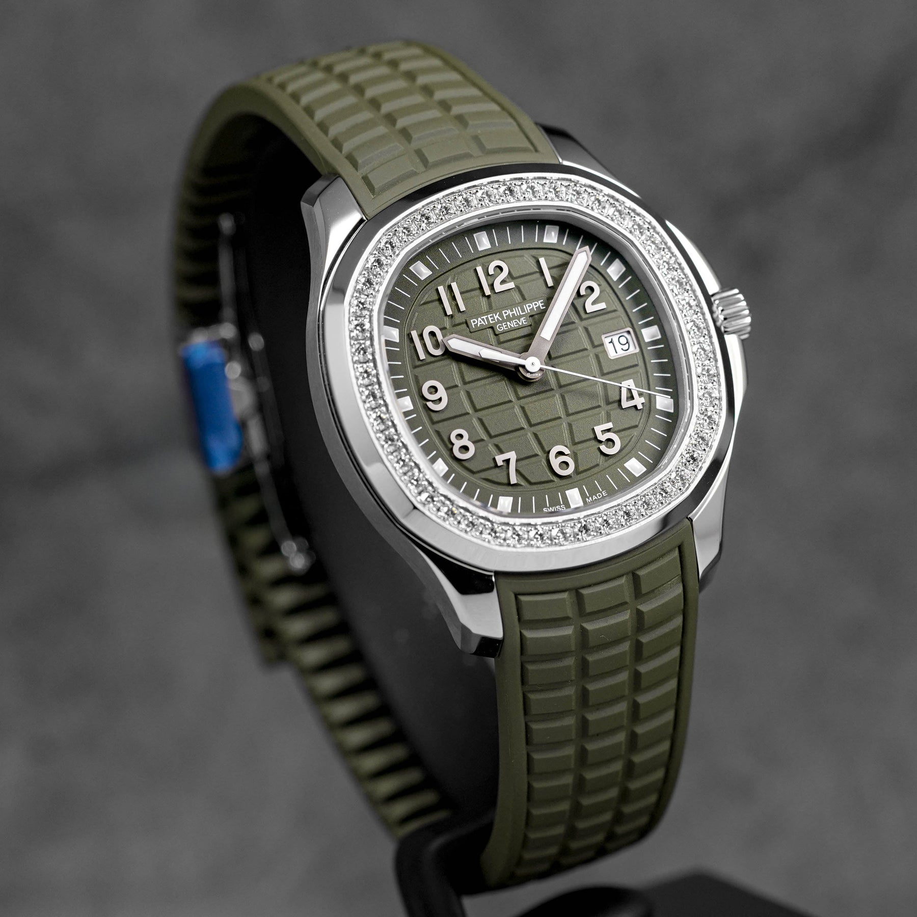 Harga Patek Philippe Aquanaut Luce Green