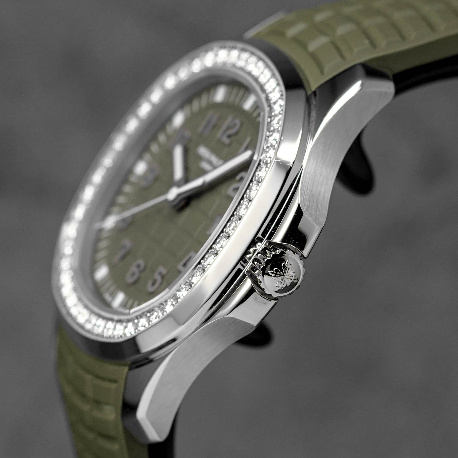 Harga Patek Philippe Aquanaut Luce Green