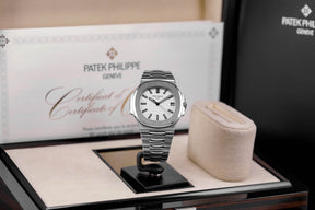 Harga Patek Philippe Nautilus 5711/1A