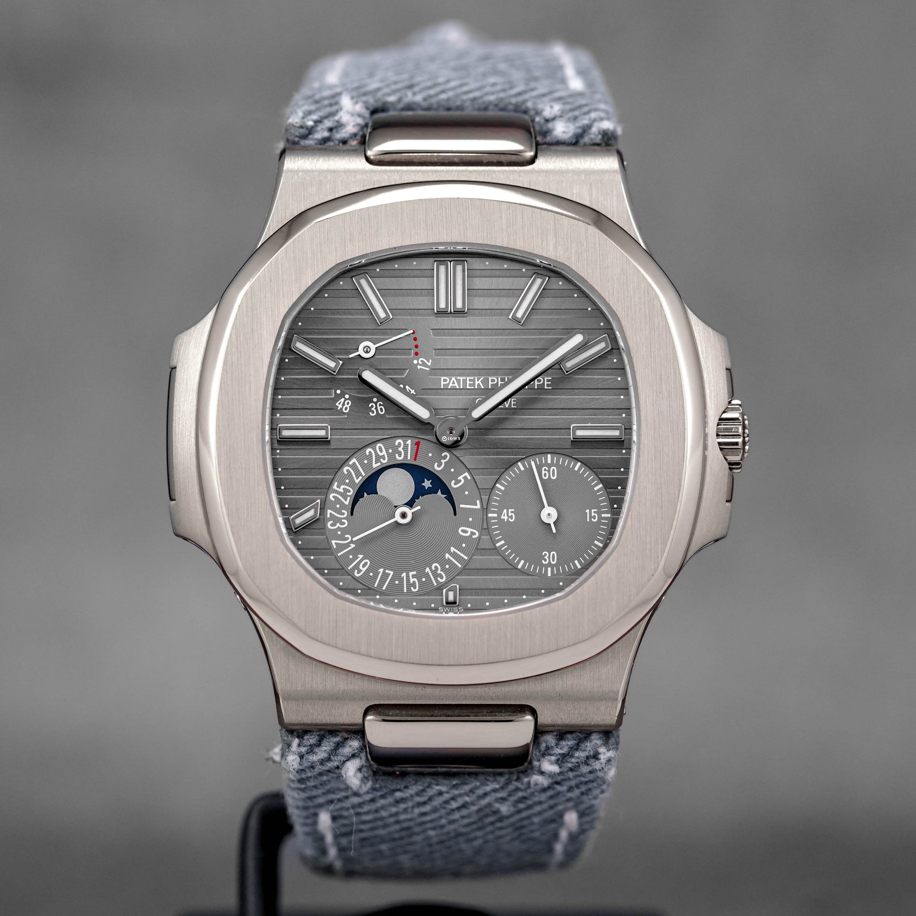 Jual patek philippe nautilus best sale