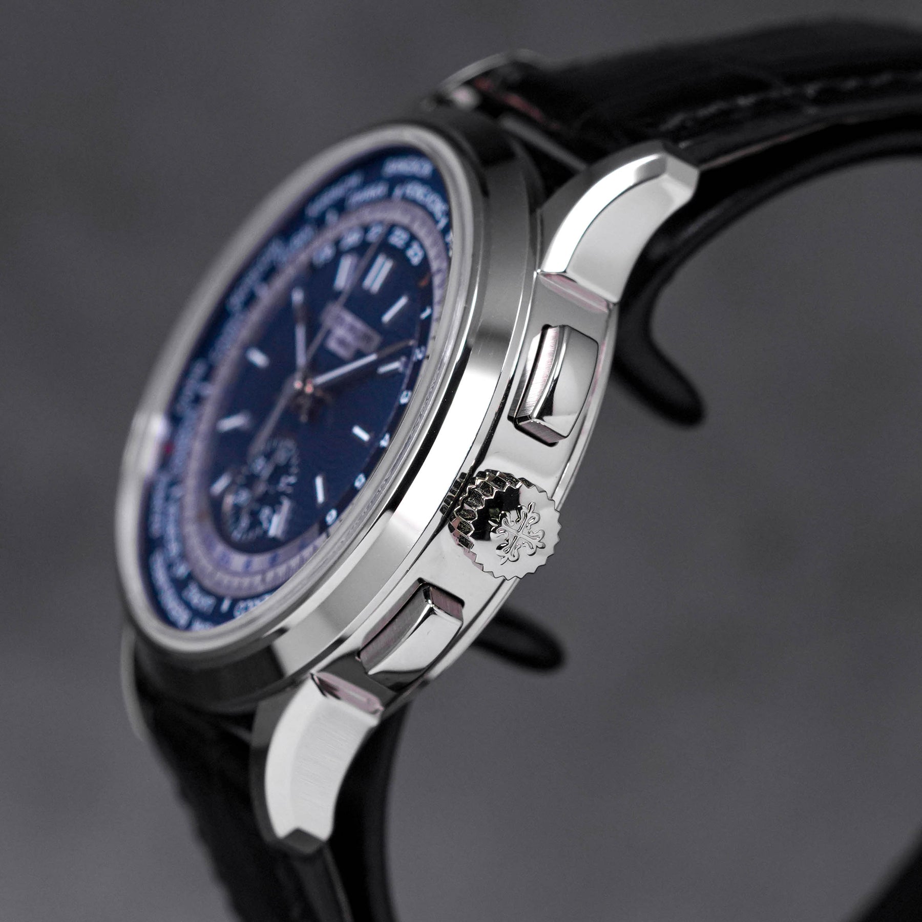 COMPLICATIONS 5930G WHITEGOLD WORLD TIME FLYBACK CHRONOGRAPH BLUE DIAL (2019)