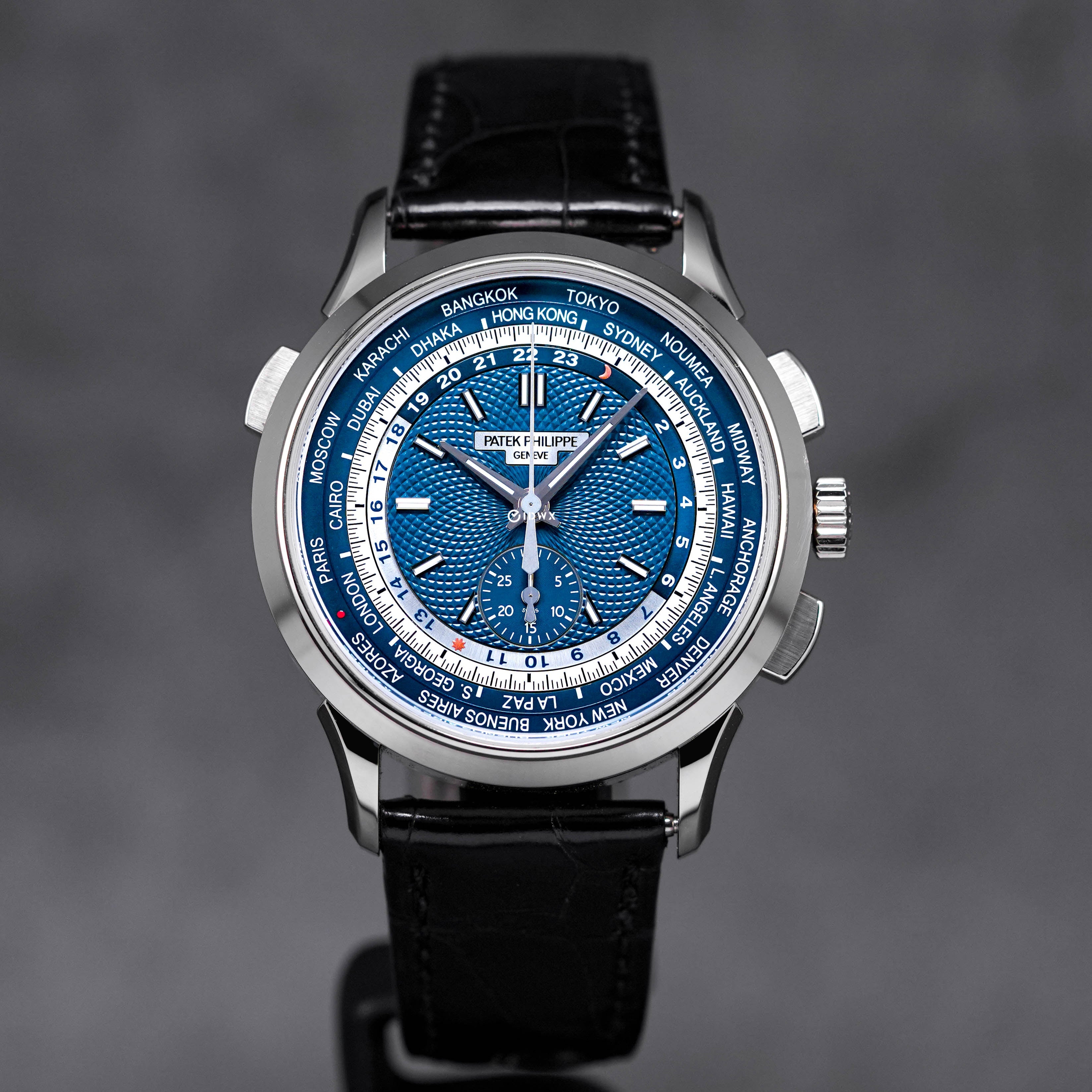 PATEK PHILIPPE COMPLICATIONS 5930G WHITEGOLD WORLD TIME FLYBACK