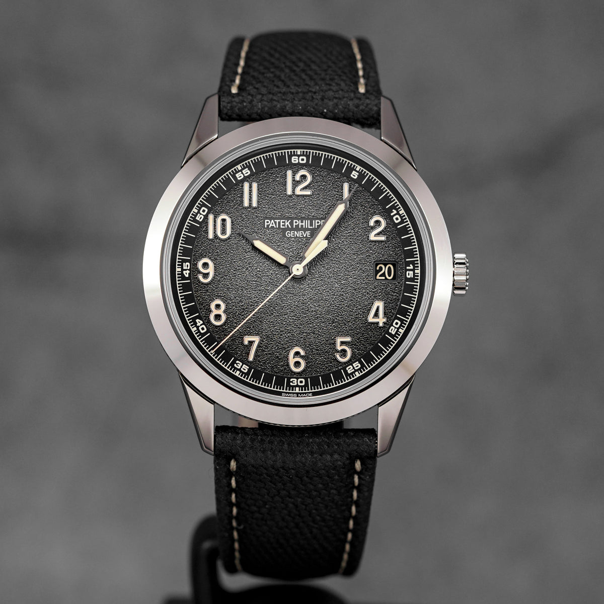 CALATRAVA 5226G WHITEGOLD CHARCOAL GRAY DIAL (2025)