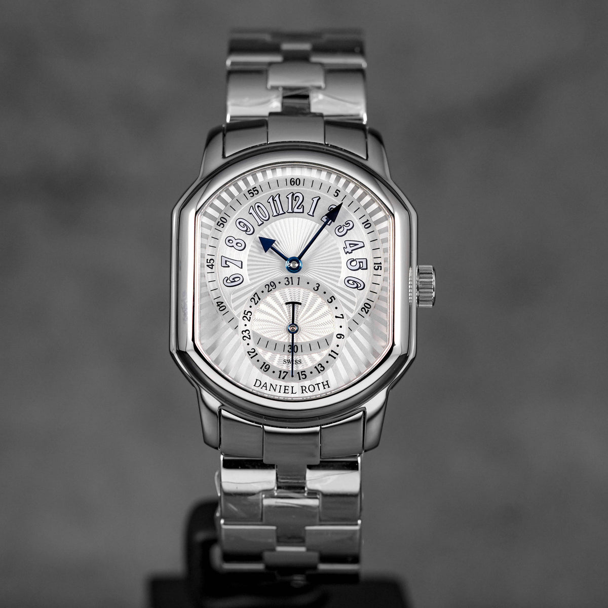 Premier Retrograde Date Silver