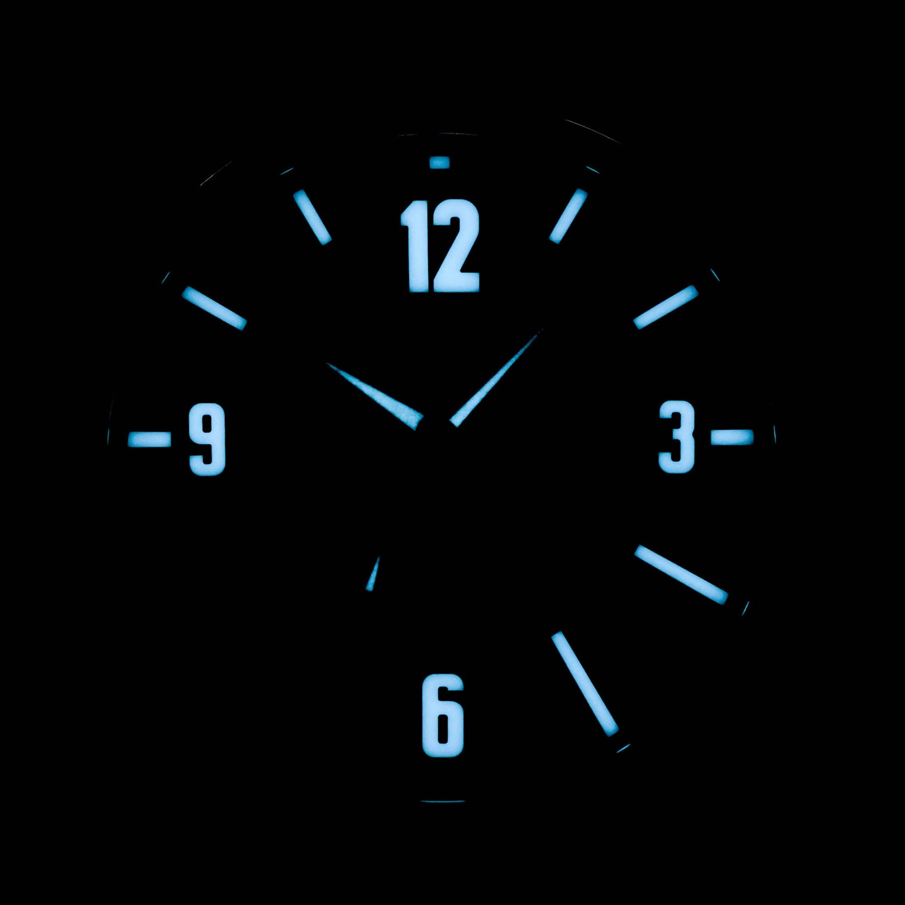 C TITANIUM EDITION BRACELET GREY DIAL (2023)