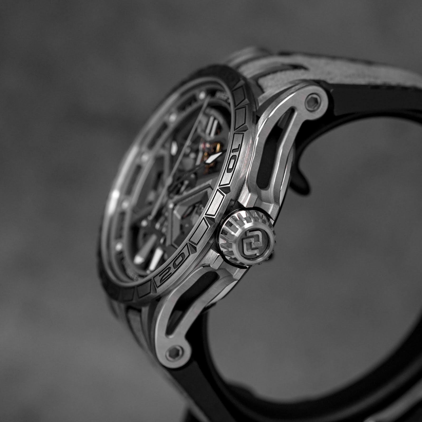 EXCALIBUR SPIDER MONOBALANCIER HURACAN 45MM TITANIUM GREY (2026)