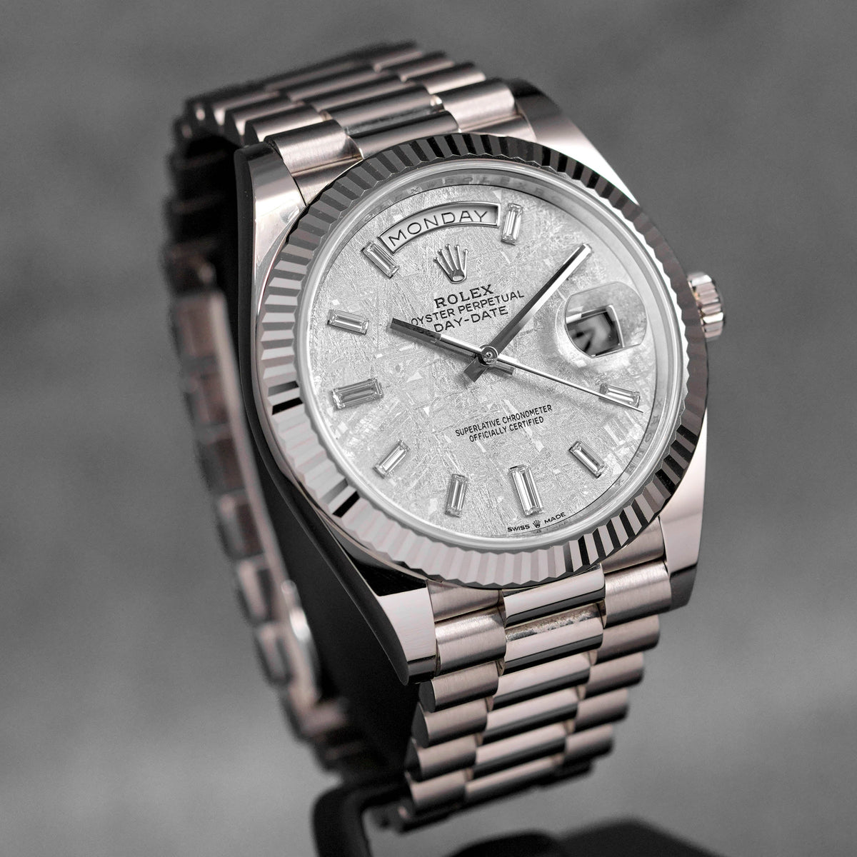 DAYDATE 40MM WHITEGOLD METEORITE DIAMOND BAGUETTE DIAL (2018)