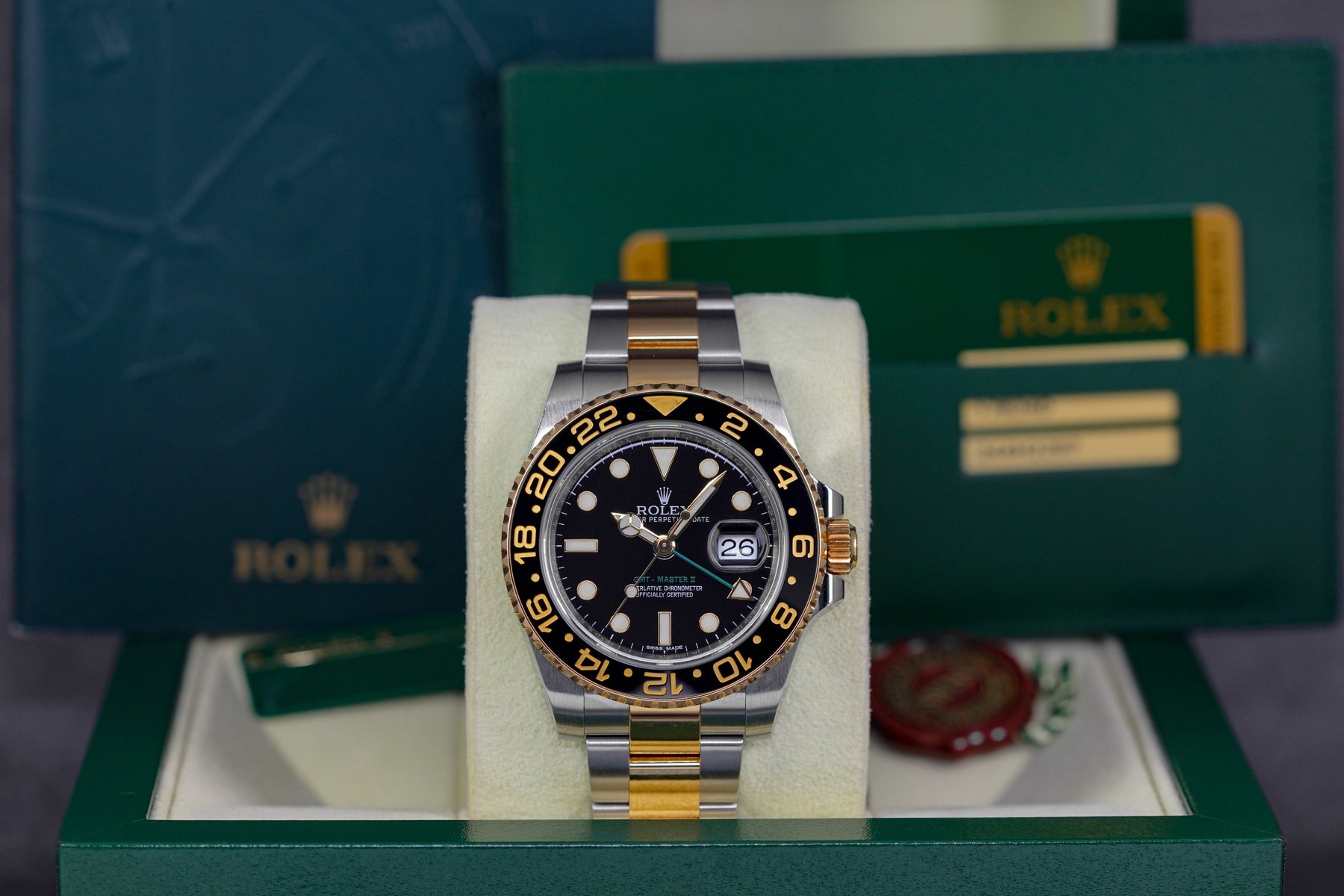 Harga Rolex GMT Master II Twotone Yellowgold Black Indonesia