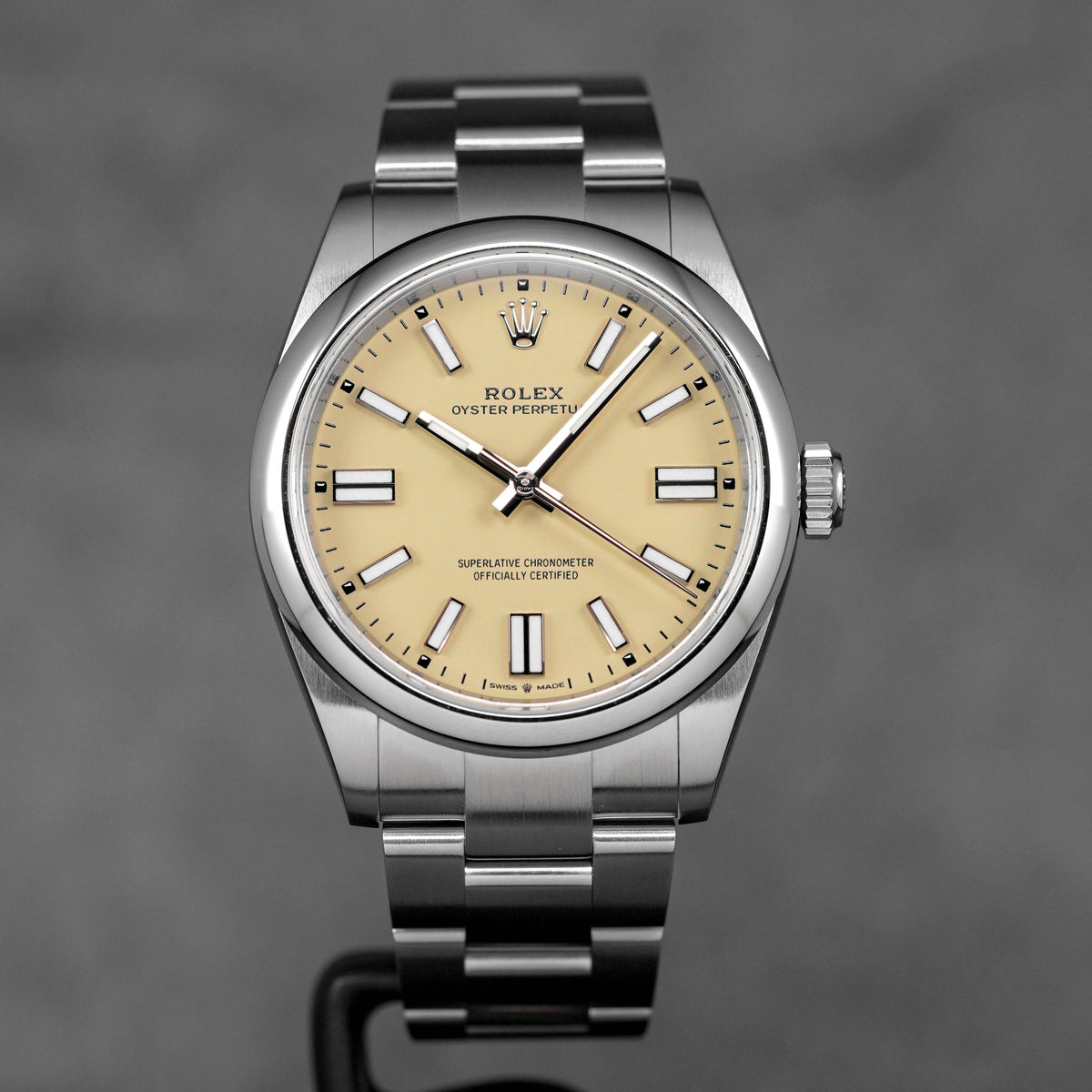 ROLEX OYSTER PERPETUAL 41MM BEIGE DIAL (2025)