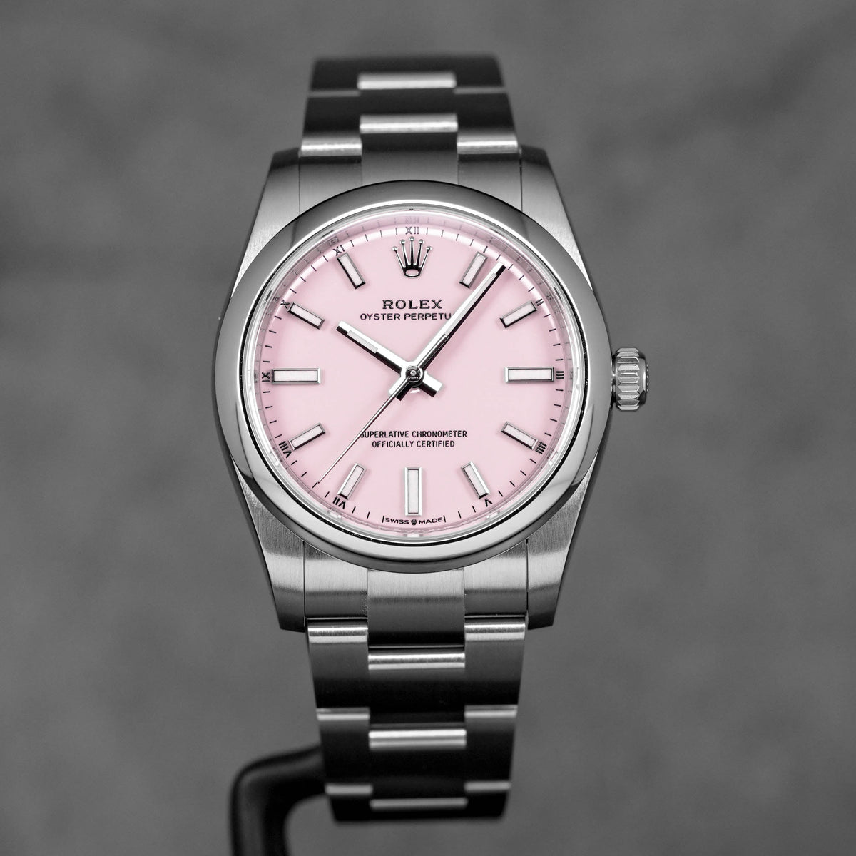 OYSTER PERPETUAL 34MM CANDY PINK DIAL (2025)