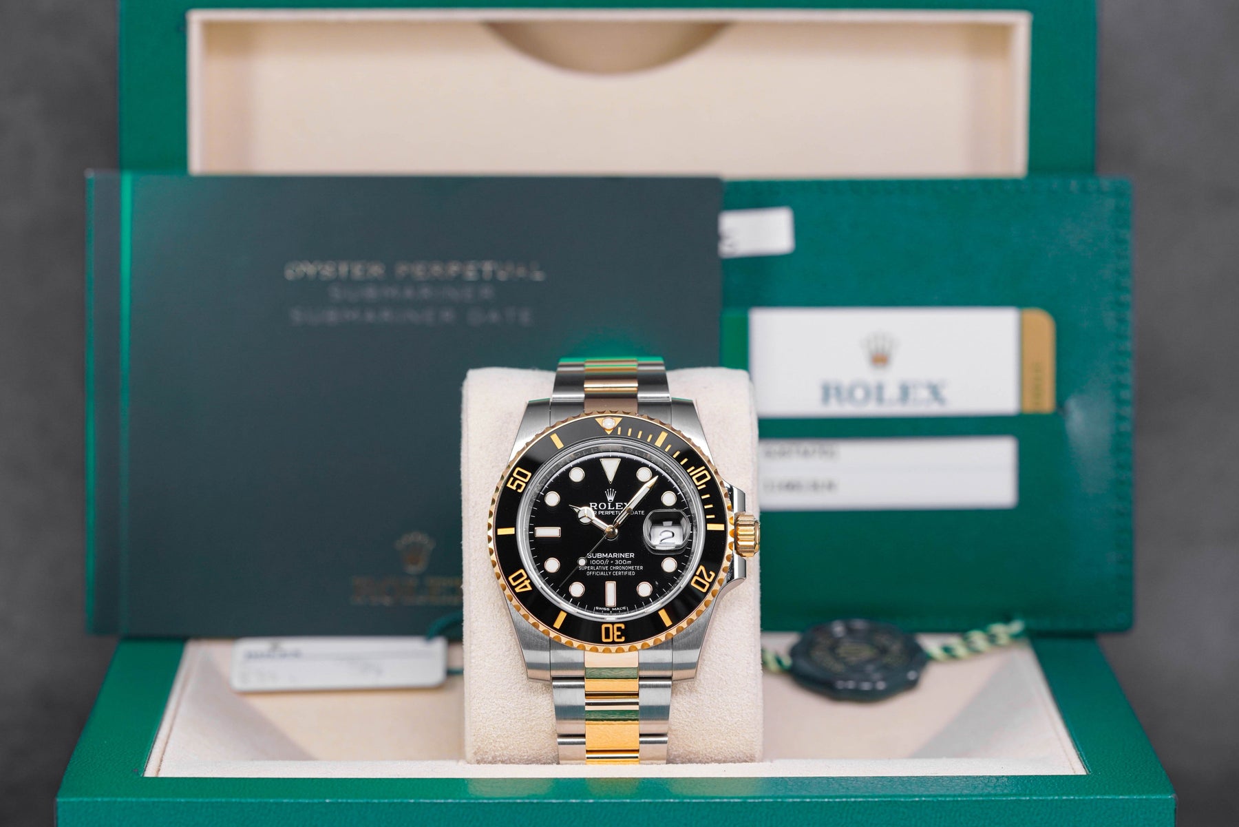 SUBMARINER DATE 40MM TWOTONE YELLOWGOLD BLACK DIAL (2018)