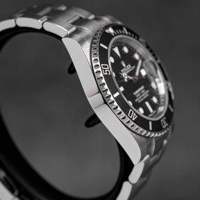 Rolex-Submariner-Date