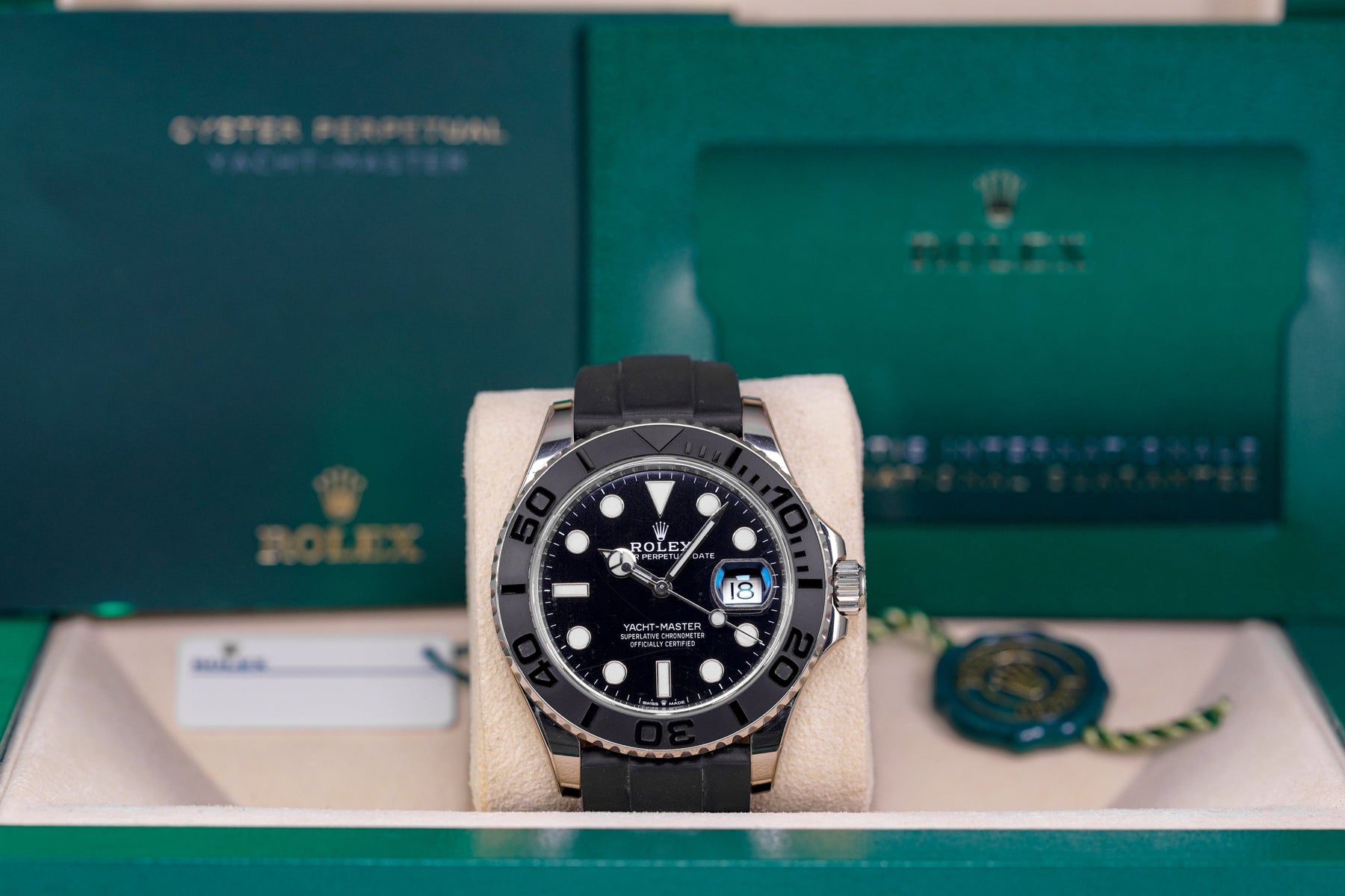 Harga Rolex Yacht Master 42 Oysterflex Whitegold Indonesia