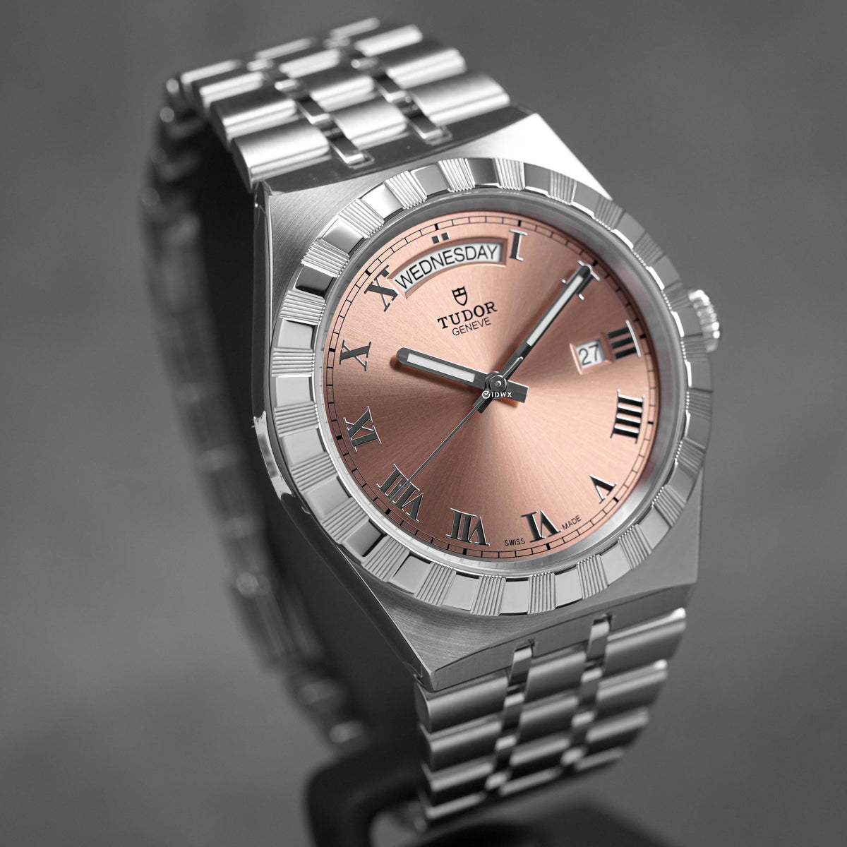 Royal Day Date Salmon