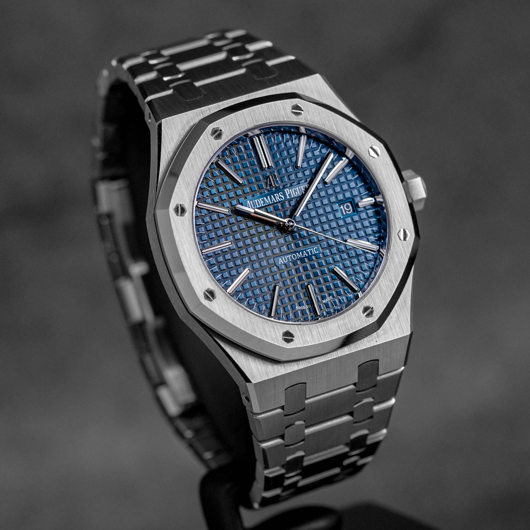 Harga Audemars Piguet Royal Oak 15400 Blue