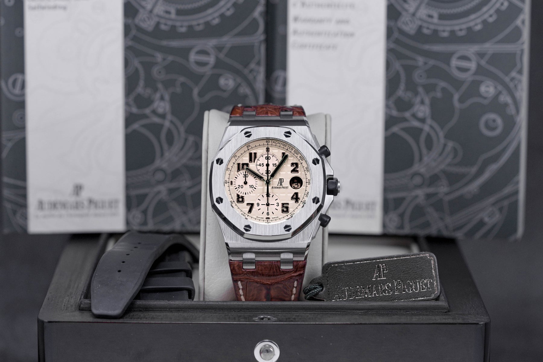 Audemars piguet royal oak offshore outlet safari