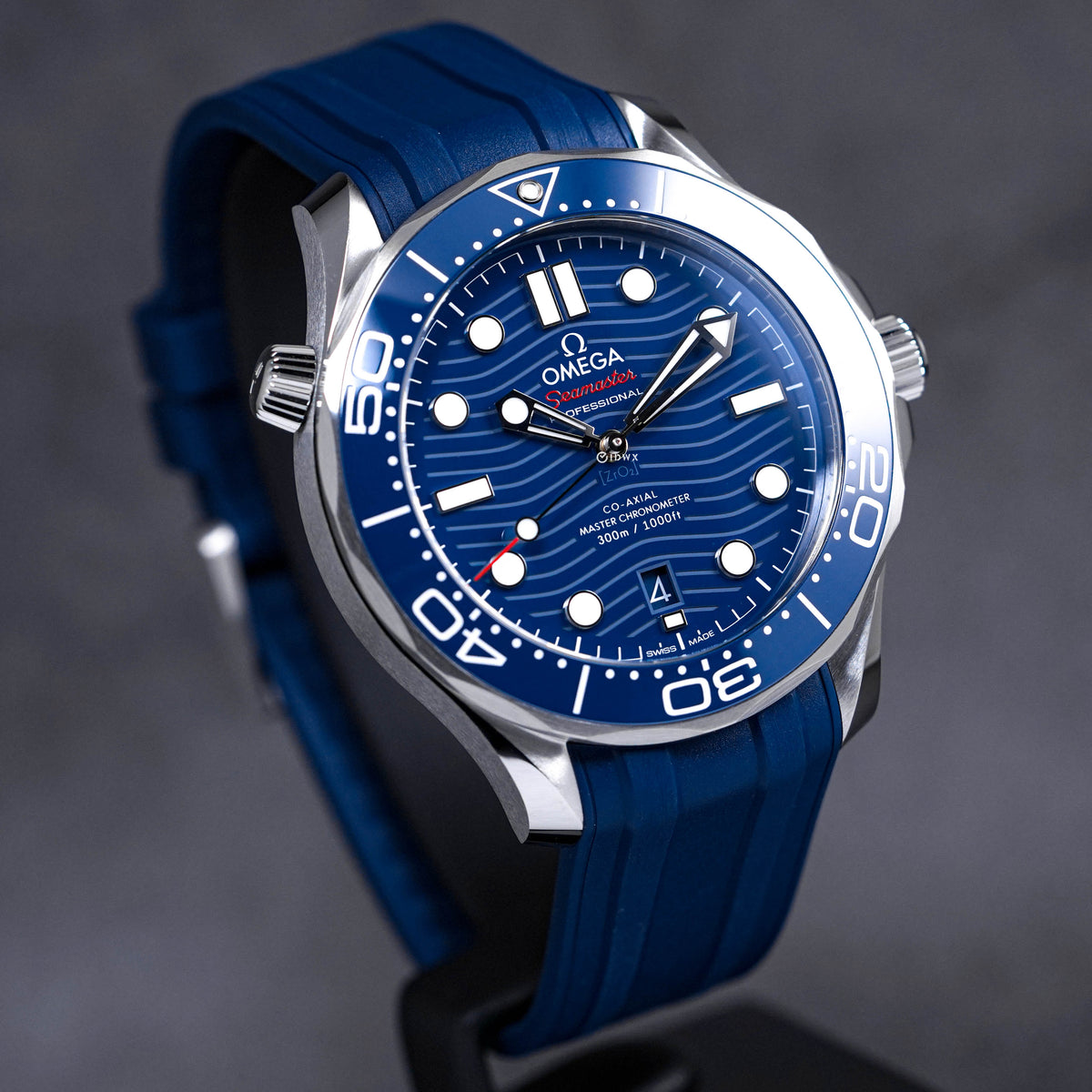 Omega Seamaster Diver Blue Rubber