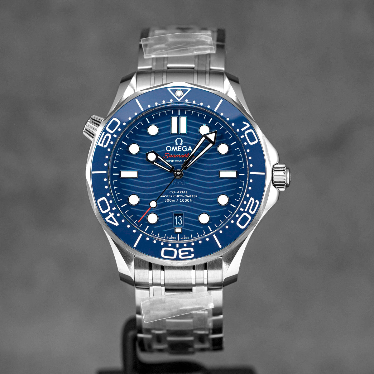 SEAMASTER DIVER 300 BLUE DIAL (2023)