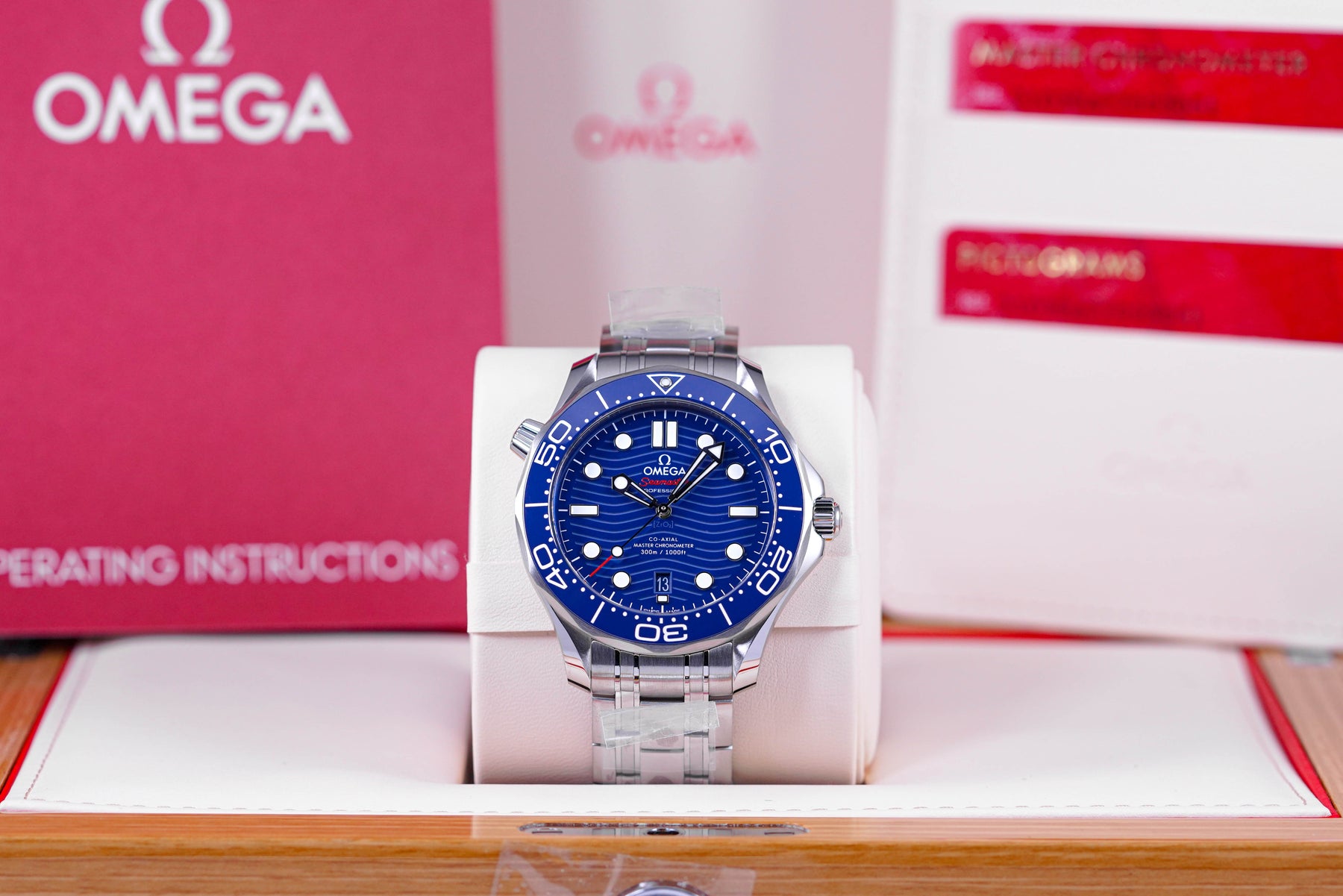 Omega Seamaster Diver Blue