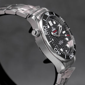 SEAMASTER DIVER 300 BLACK DIAL (2021)