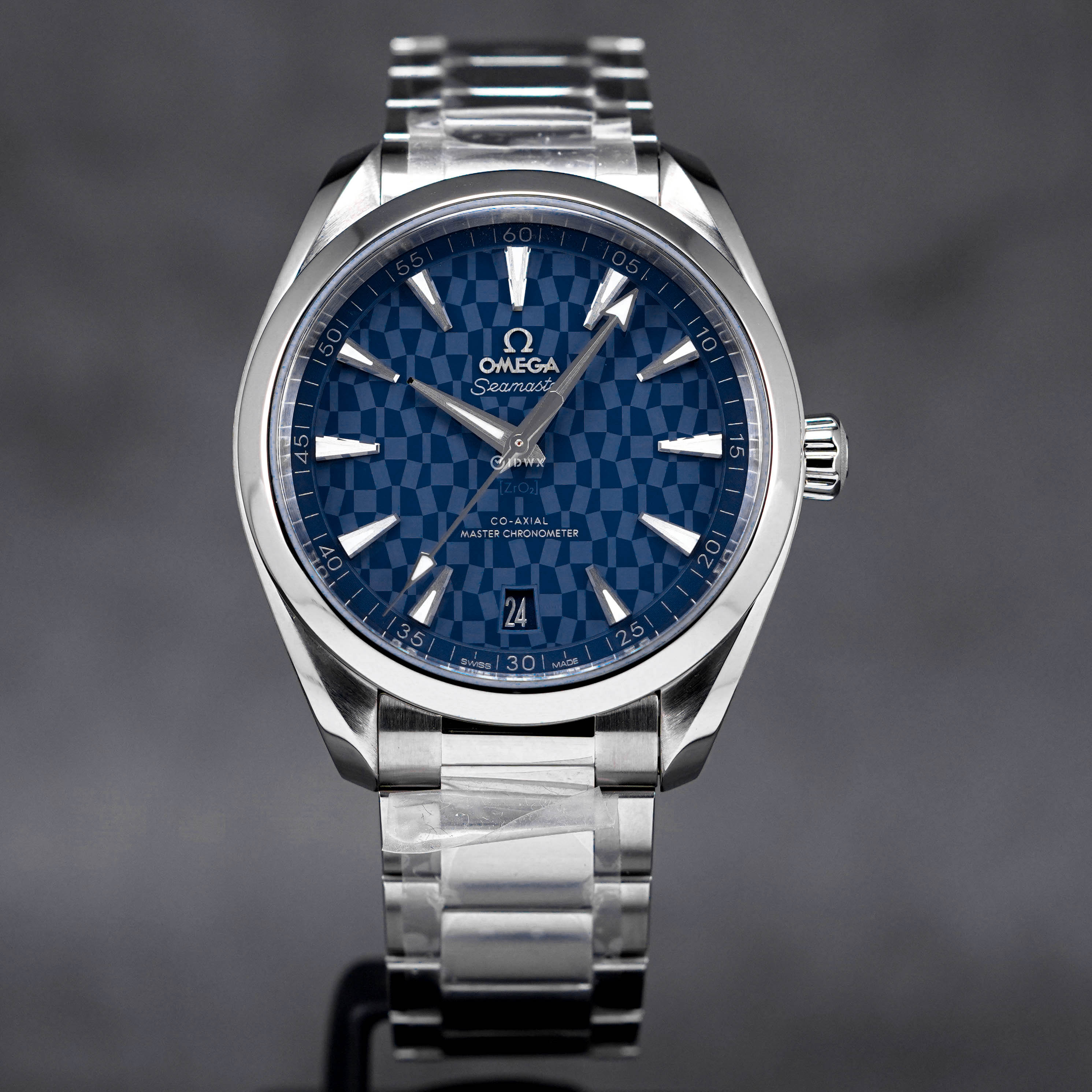 OMEGA SEAMASTER AQUA TERRA 'TOKYO 2020' (2020) - OMNILUXE