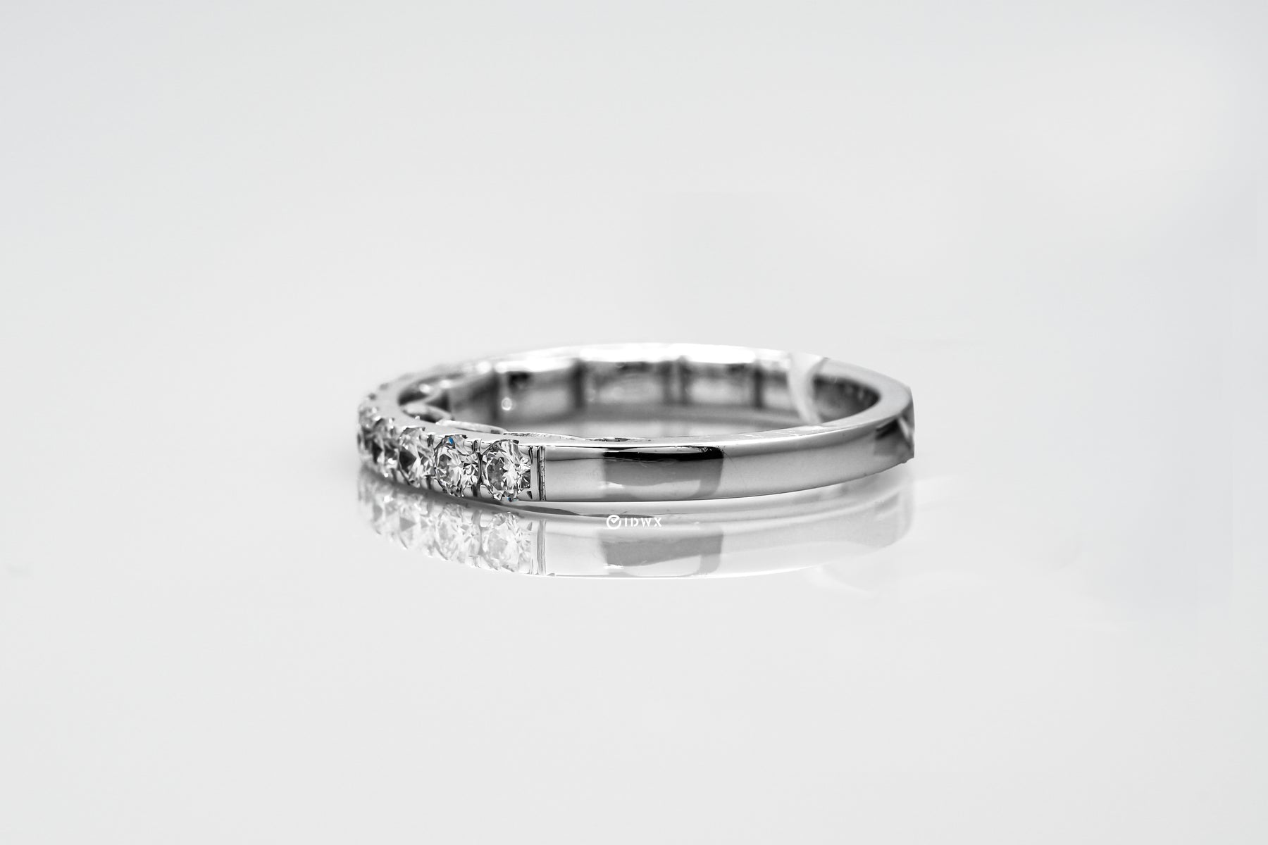 Round Wedding Ring
