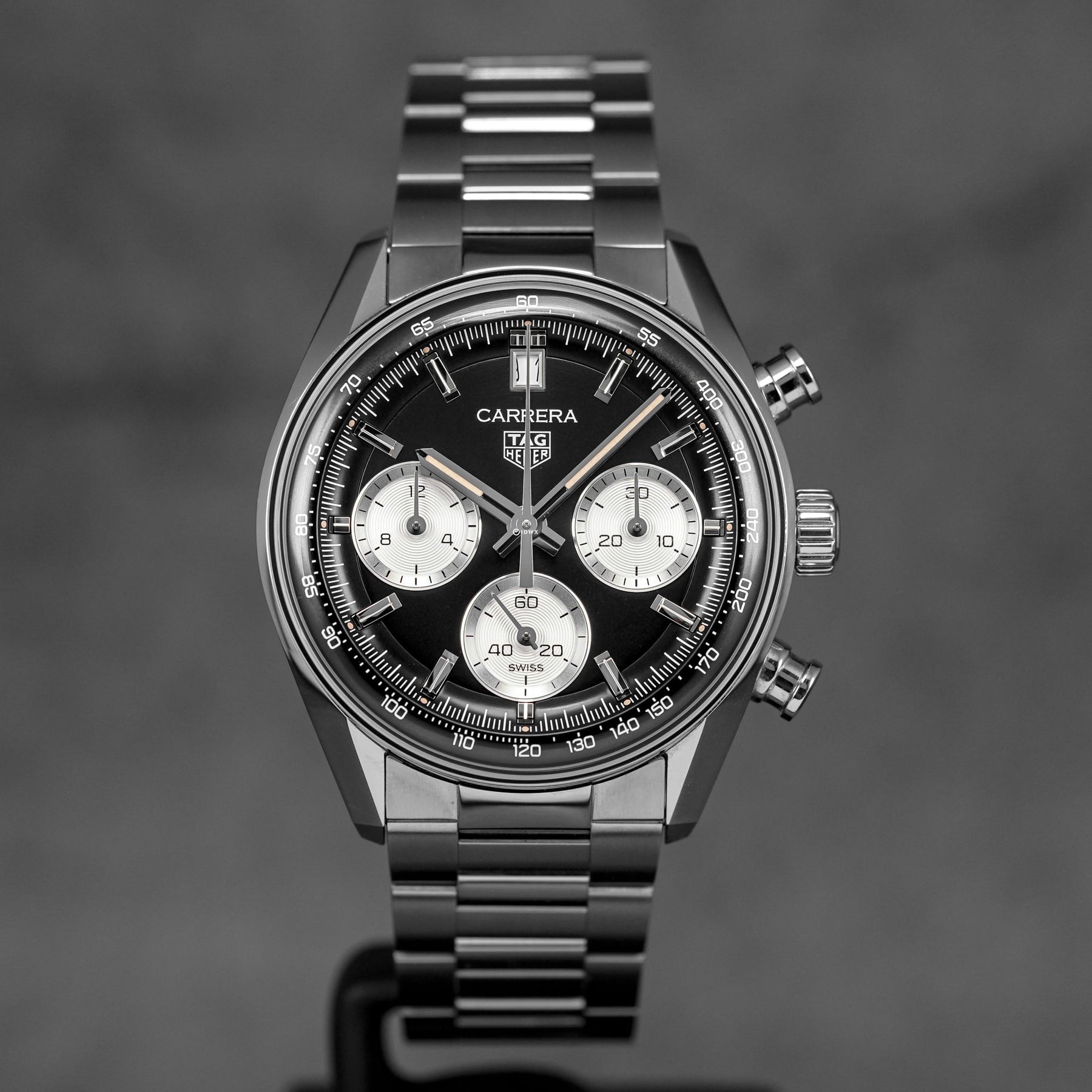 CARRERA CHRONOGRAPH REVERSE PANDA DIAL (2024)