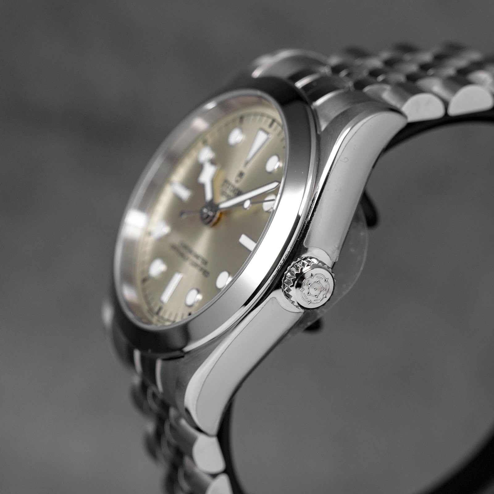 BLACK BAY ONE 39 LIGHT CHAMPAGNE DIAL (2026)
