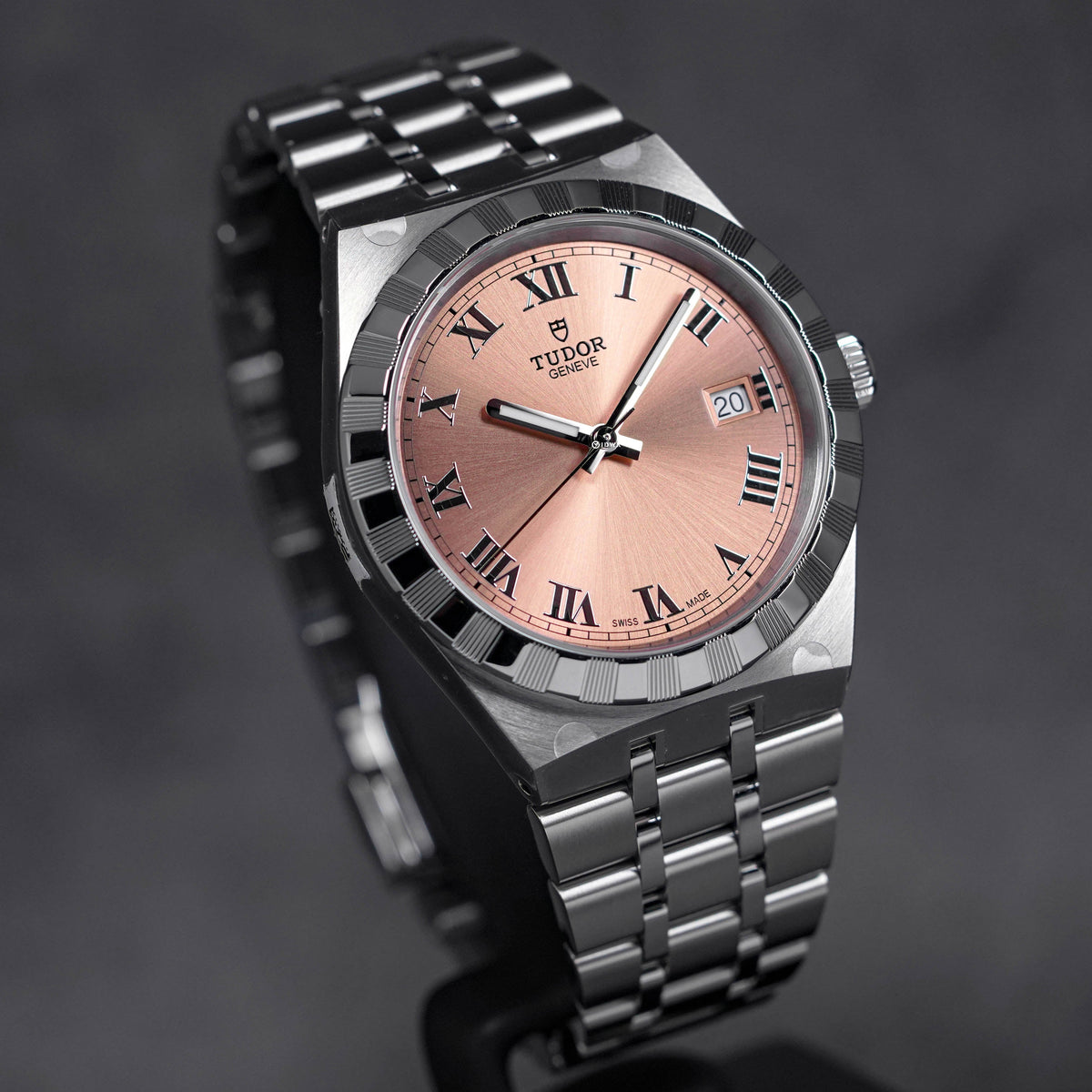 ROYAL 38MM SALMON DIAL (2023)