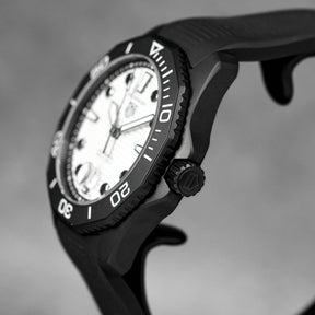Harga Tag Heuer Aquaracer 300m DLC White