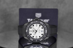 Harga Tag Heuer Aquaracer 300m DLC White