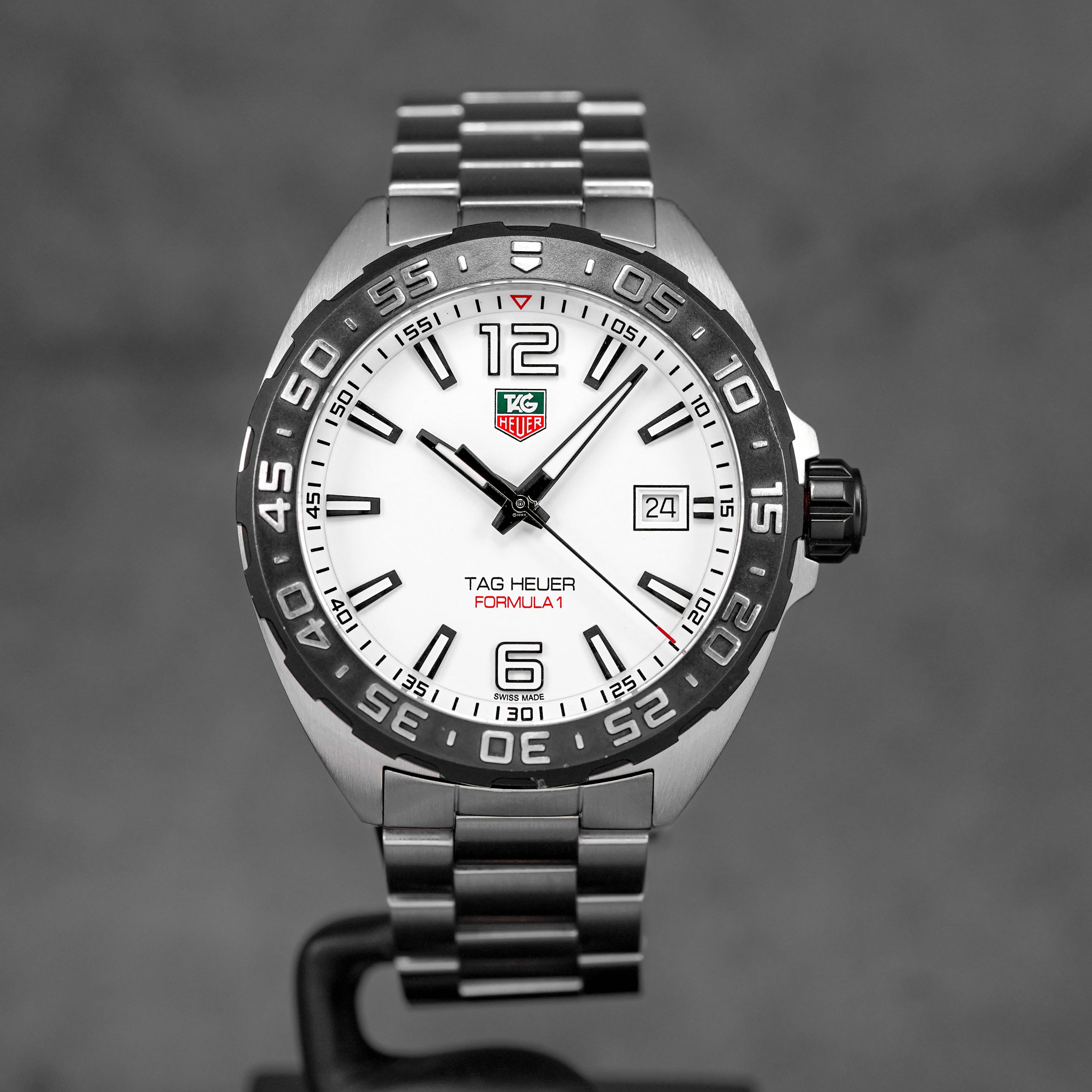 TAG HEUER FORMULA WHITE DIAL (2017) OMNILUXE - Main Image