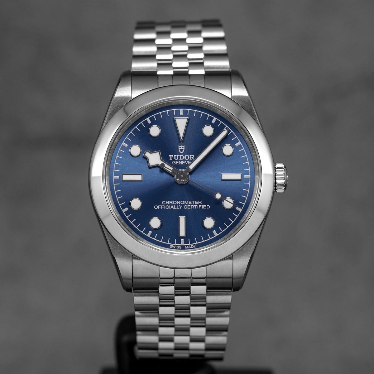 Tudor Black Bay