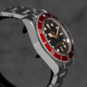 Harga Tudor Black Bay 41 Red Burgundy