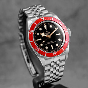 Harga Tudor Black Bay 41 Red Jubilee Terbaru