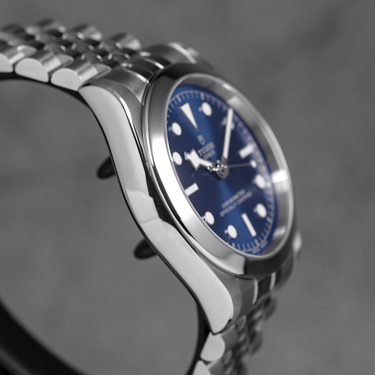 Tudor Black Bay