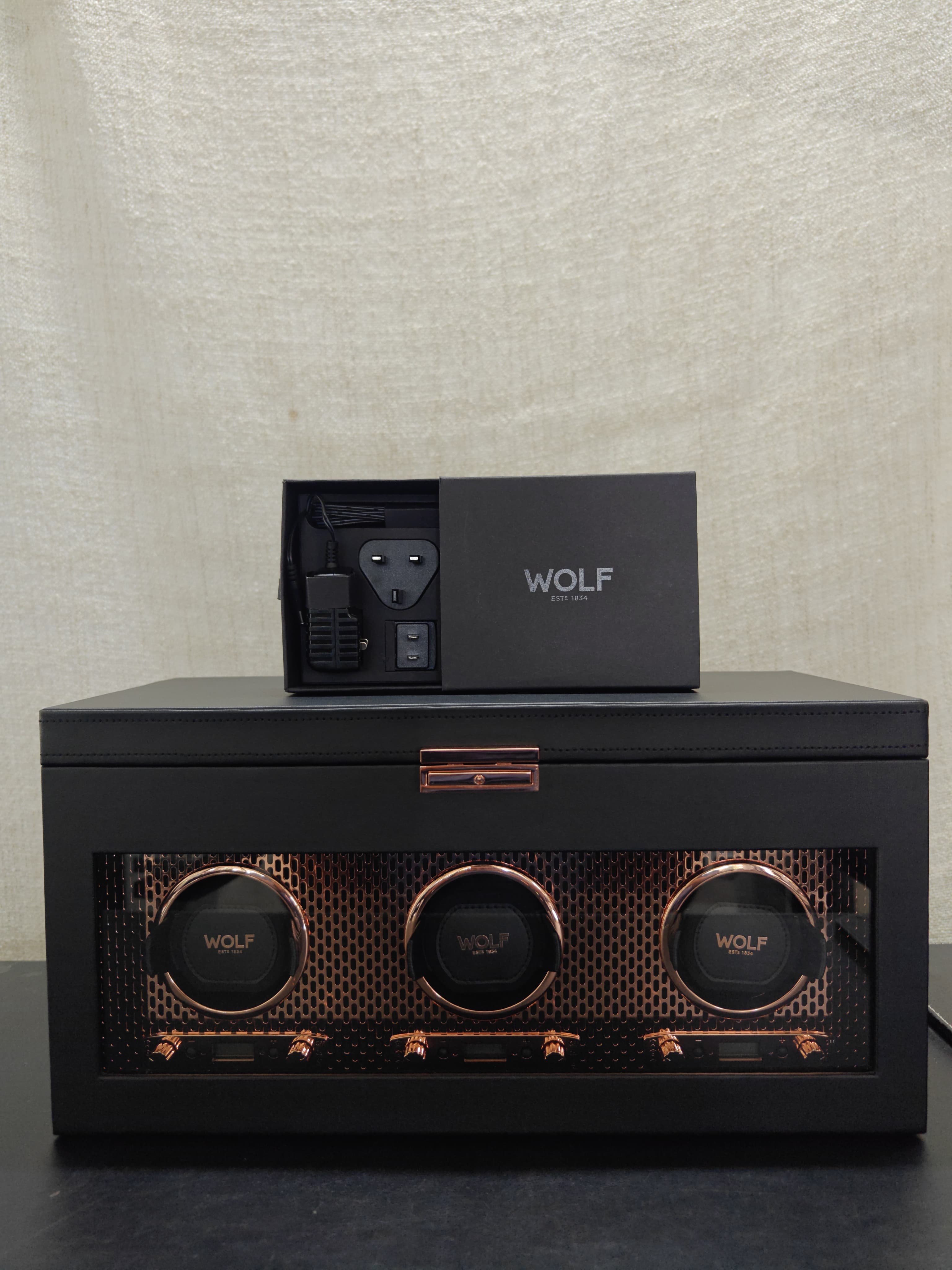 WOLF AXIS TRIPLE WATCH WINDER WITH STORAGE - OMNILUXE