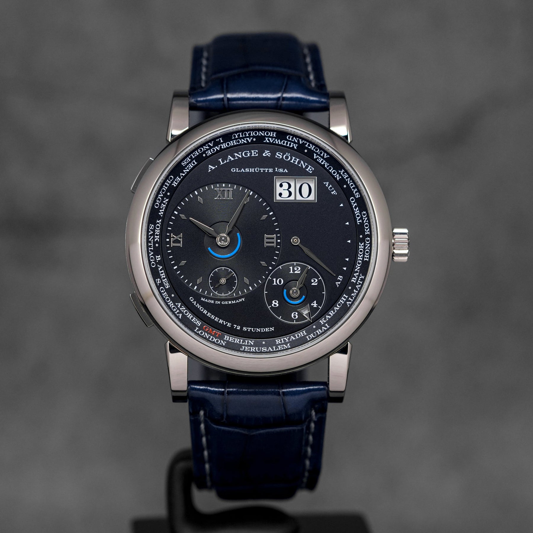 LANGE 1 TIME ZONE WHITEGOLD BLACK DIAL (2025)