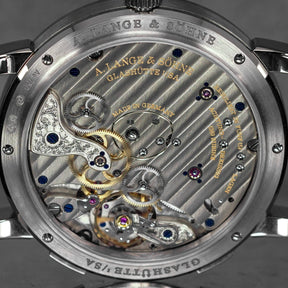 LANGE 1 TIME ZONE WHITEGOLD BLACK DIAL (2025)