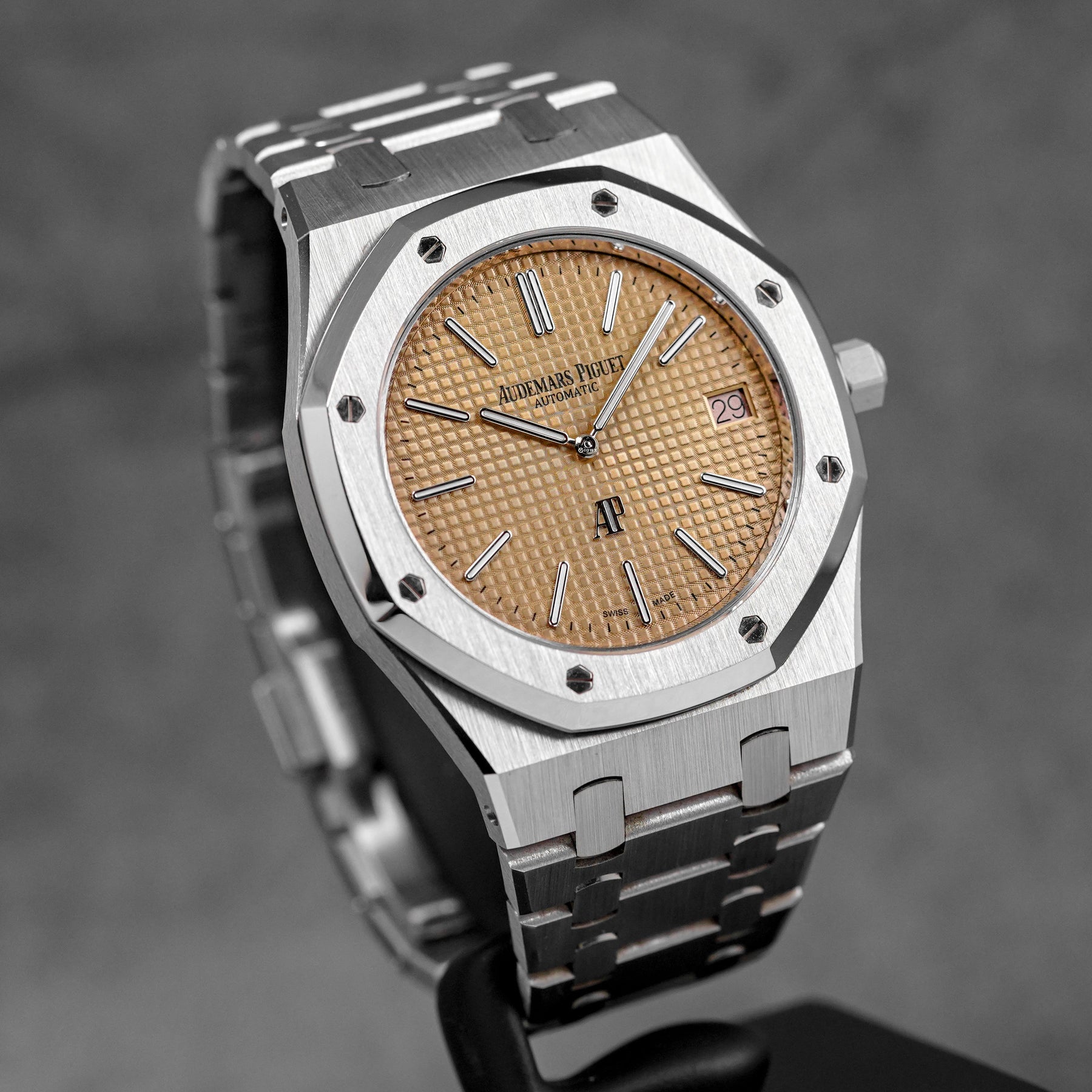 harga ap royal oak 15202 salmon