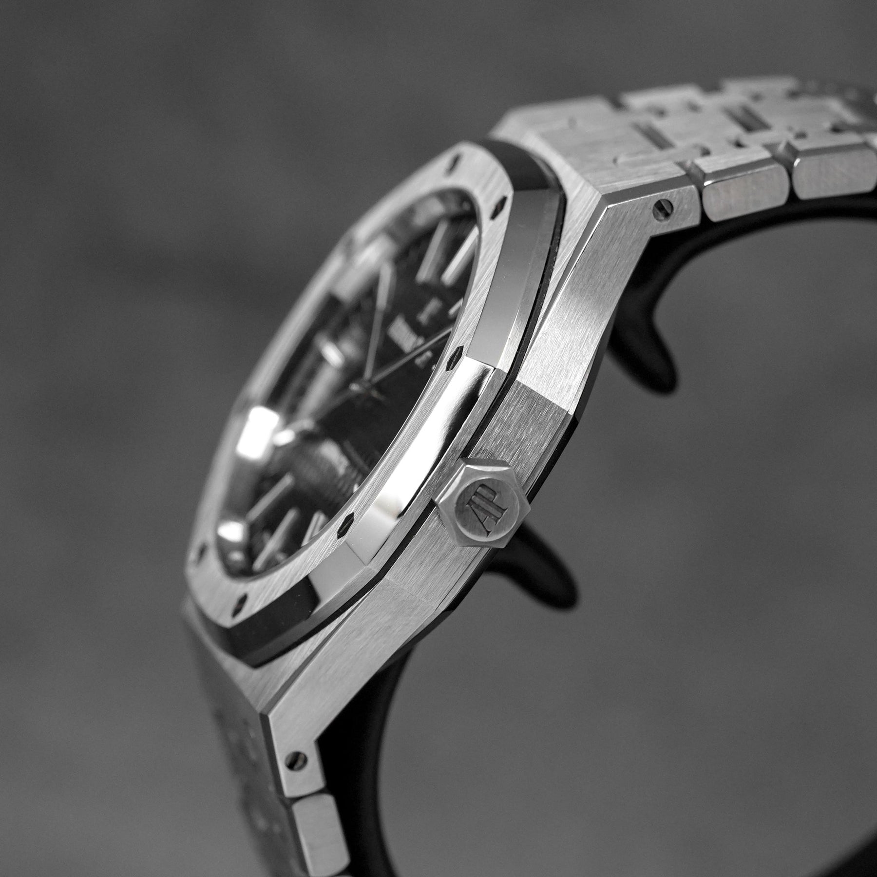 ROYAL OAK 41MM 15400 BLACK DIAL (2018)