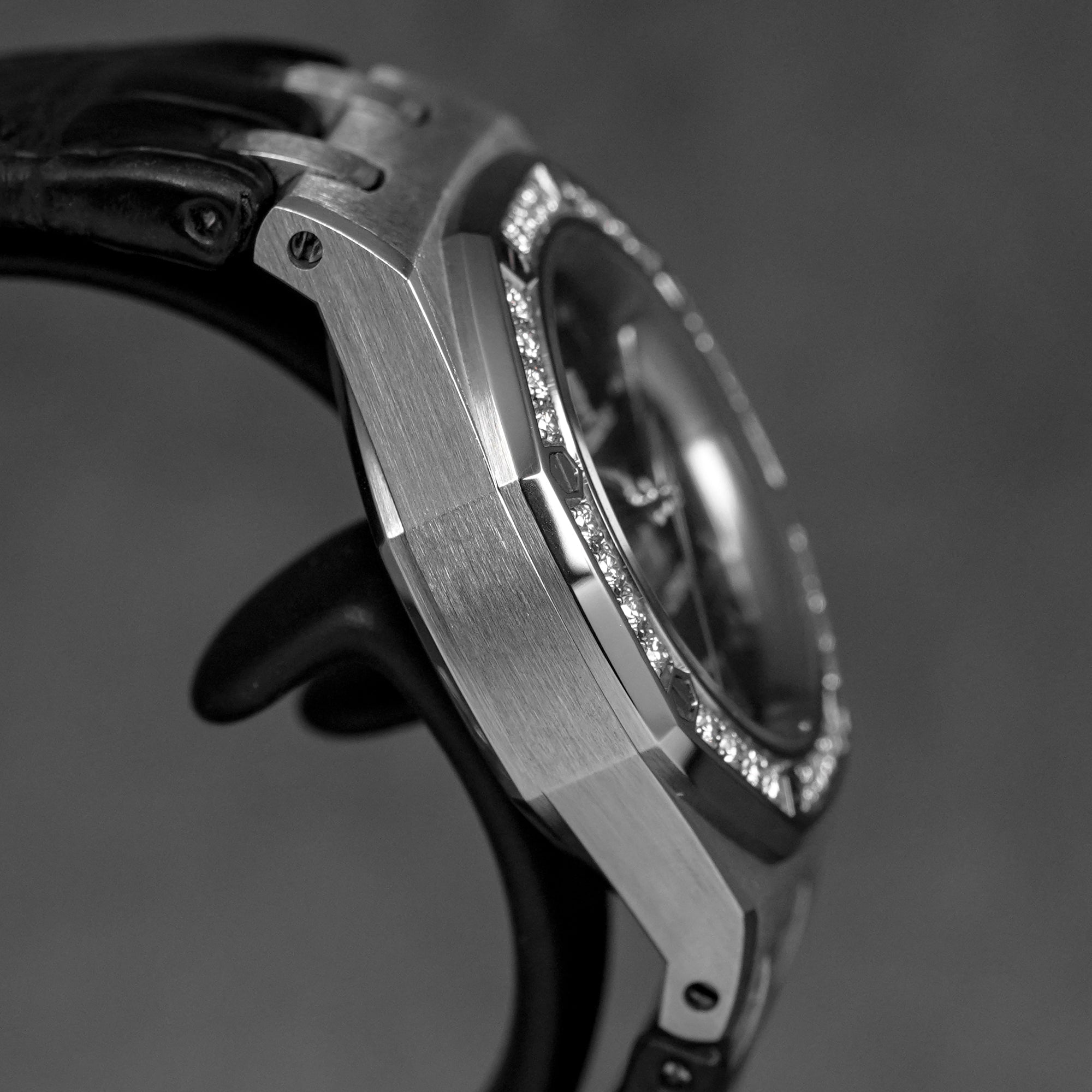 ROYAL OAK LADY 33MM BLACK DIAL DIAMOND BEZEL (2012)