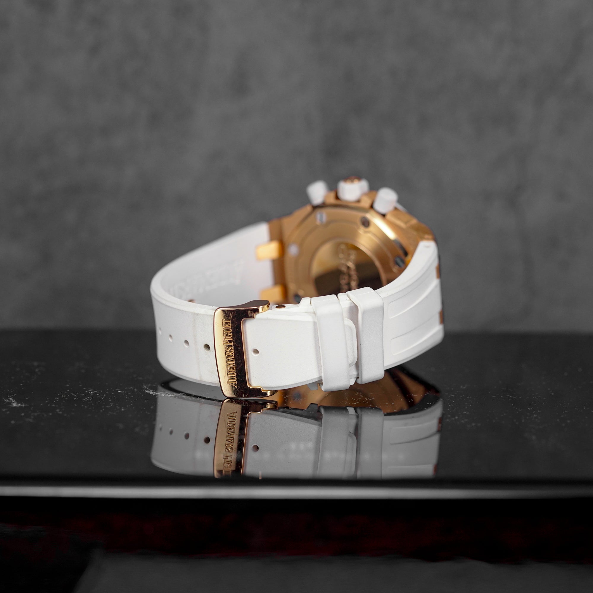 ROYAL OAK OFFSHORE CHRONOGRAPH 37MM ROSEGOLD WHITE DIAL DIAMOND BEZEL (2013)