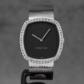 TONNEAU WHITEGOLD BLACK DIAL DIAMOND BEZEL (WATCH ONLY)