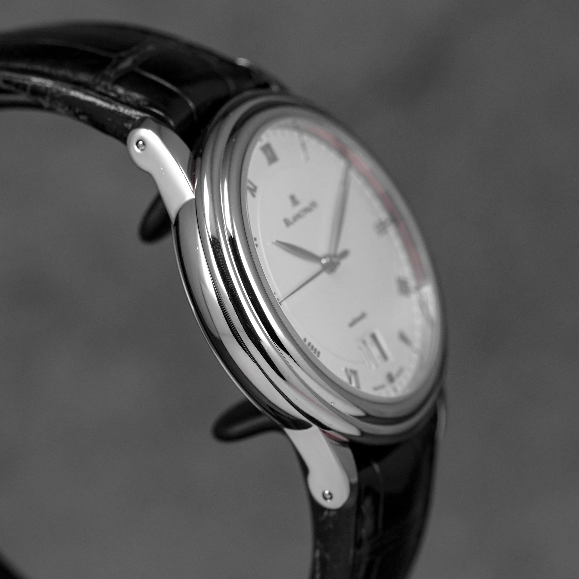 VILLERET BIG DATE WHITEGOLD SILVER DIAL (WATCH ONLY)