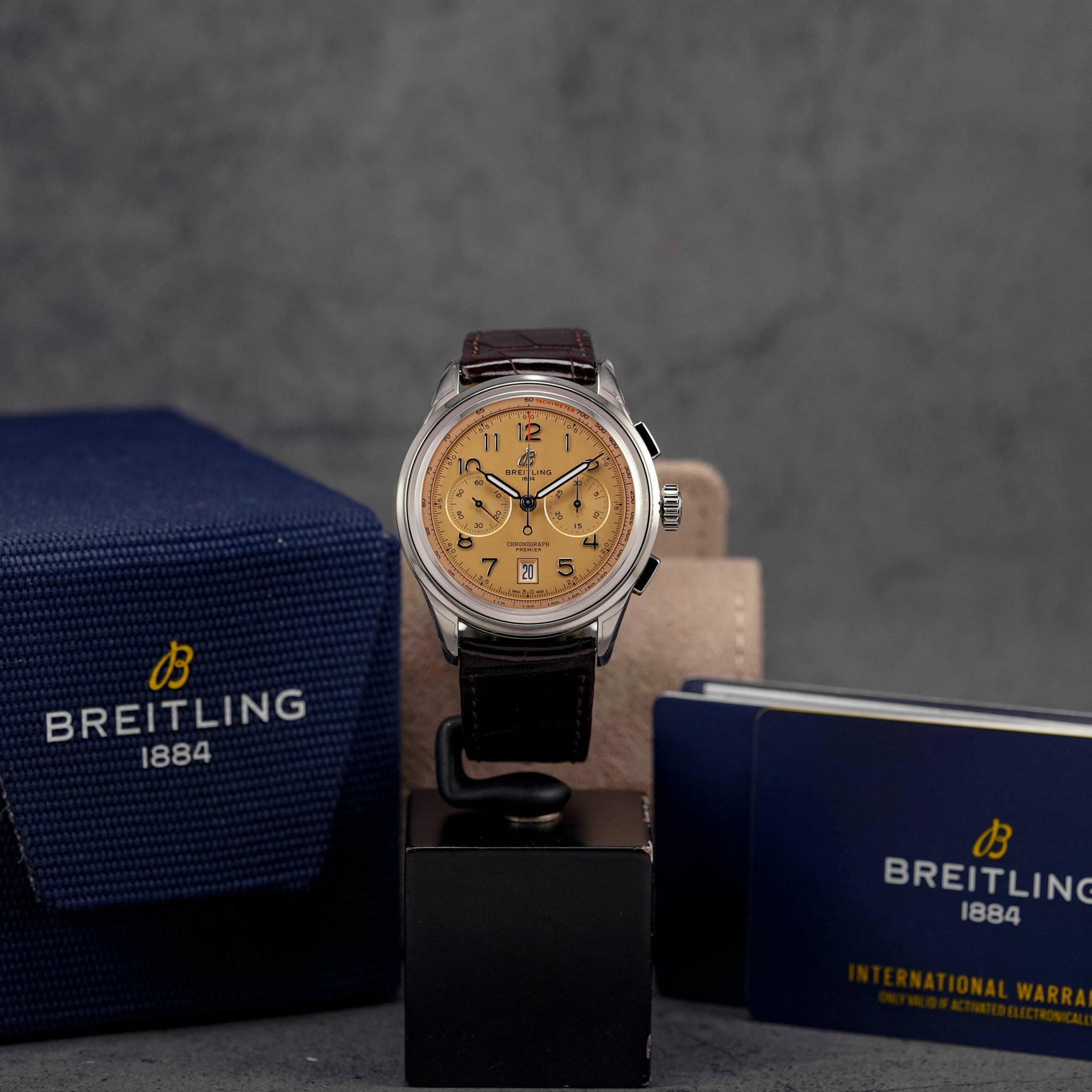 PREMIER B01 CHRONOGRAPH 42 SALMON DIAL (2026)